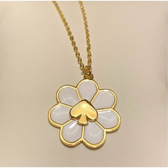 Kate Spade NWT necklace and earrings set - Daytripper white and gold flower - Picture 5 of 12
